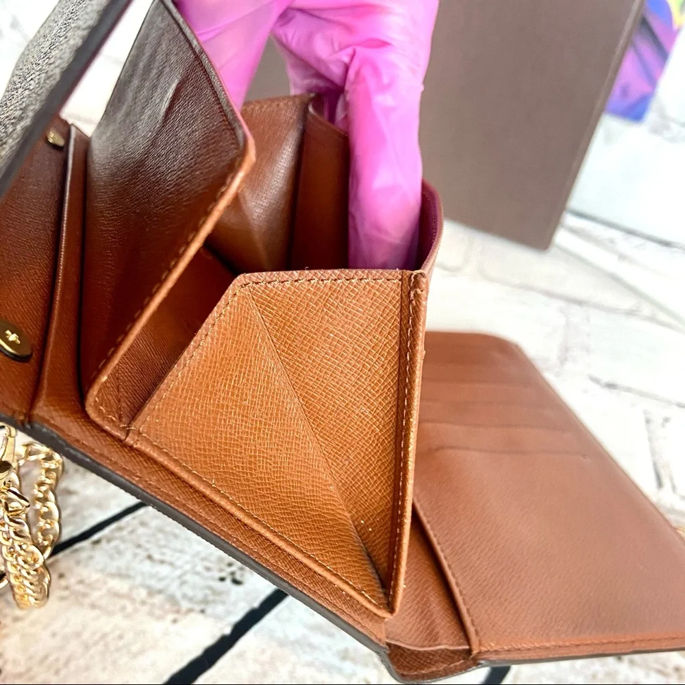 Louis Vuitton Etui Papiers Wallet Crossbody with charm - Picture 10 of 16